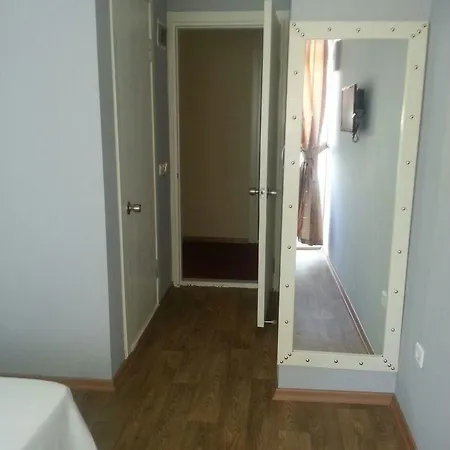Hotel Adrian