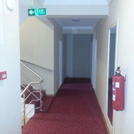 Hotel Adrian